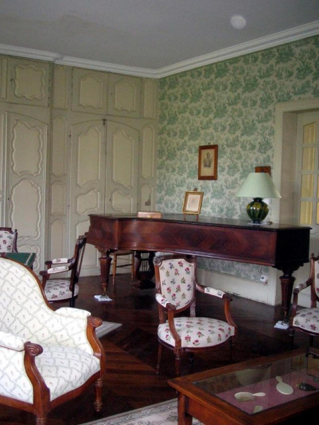Domaine De Lalande Bed & Breakfast Vénès Екстериор снимка