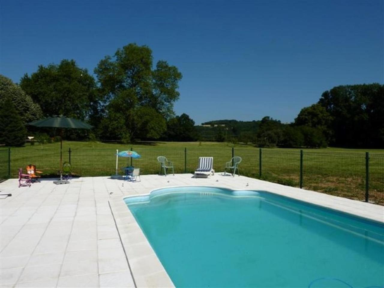 Domaine De Lalande Bed & Breakfast Vénès Екстериор снимка